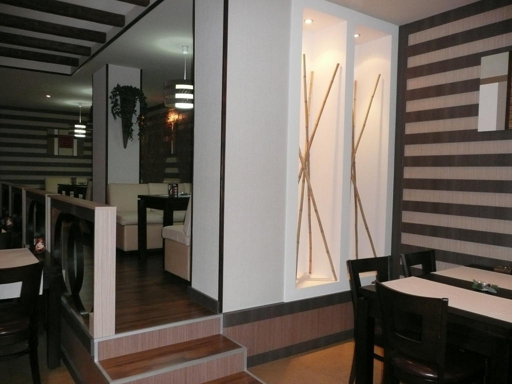 Acropolis Hotel Pazardzhik Exterior photo
